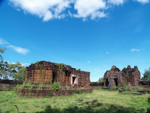 ปราสาทบ้านขอม(กู่พันนา)