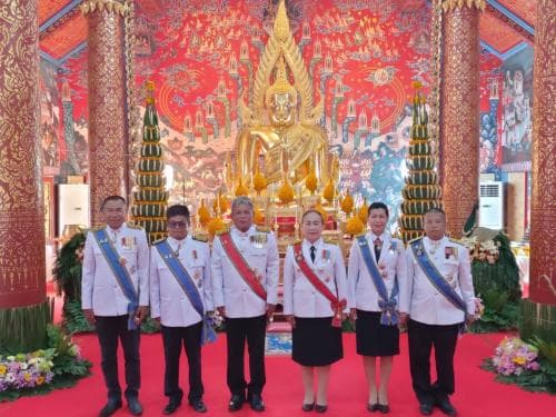 พิธีเวียนเทียนสมโภชน้ำพระพุทธมนต์ศักดิ์สิทธิ์ จังหวัดสกลนคร
